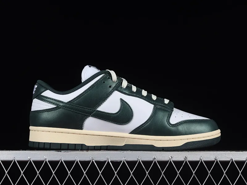 All categories Nk SB Dunk series Nk SB Dunk Low low-top sneakers M version pure original Nk SB Dunk Low "Vintage Green" navy green old SB smashed backboard fashion casual sneakers DQ8580-100